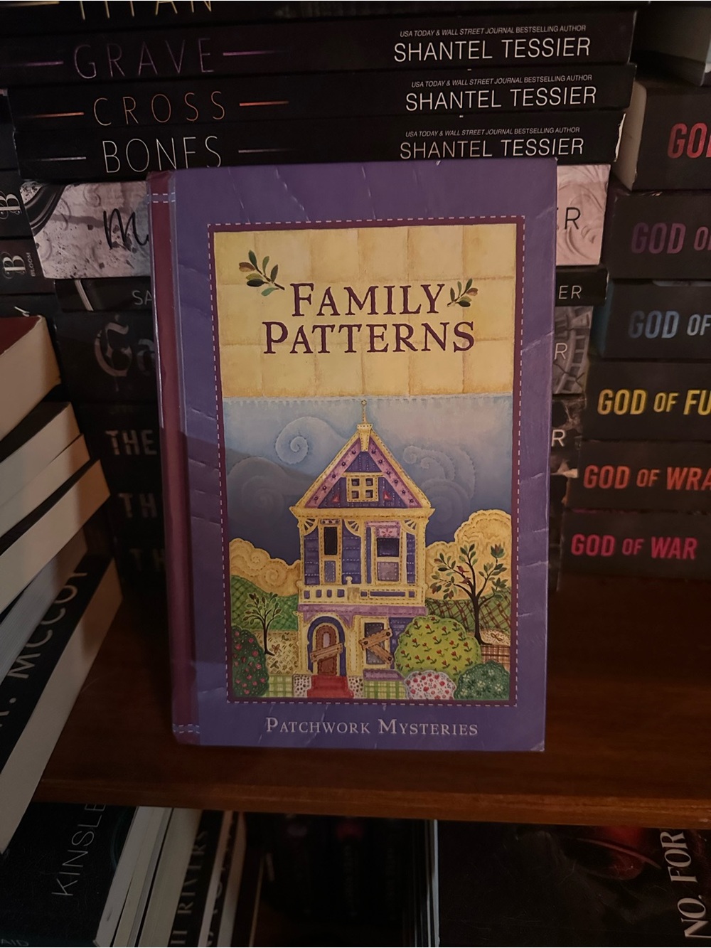Family Patterns Patchwork Mysteries Hardcover - Purple Cover